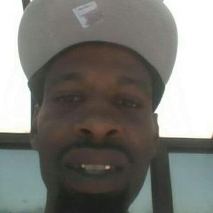 Meet your Posher, Dennis